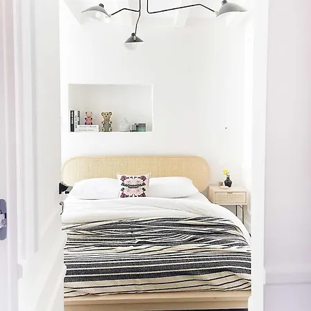 Emerald Chic - Old Town *